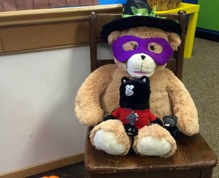 Bluebee Pals Learning Tools in a STEAM Library Program